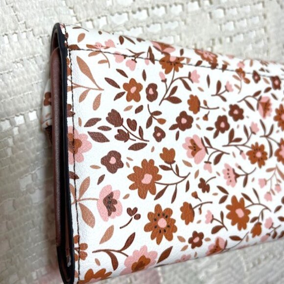 Poppy and Peonies Tri Fold Wallet Brand NEW - Picture 2 of 7